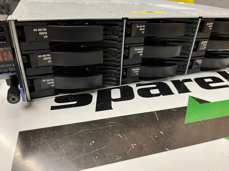 Сервер 7377-AC1 IBM System X3630 M3 2P Xeon E5620 2.40GHz 48GB 12x LFF Server W/