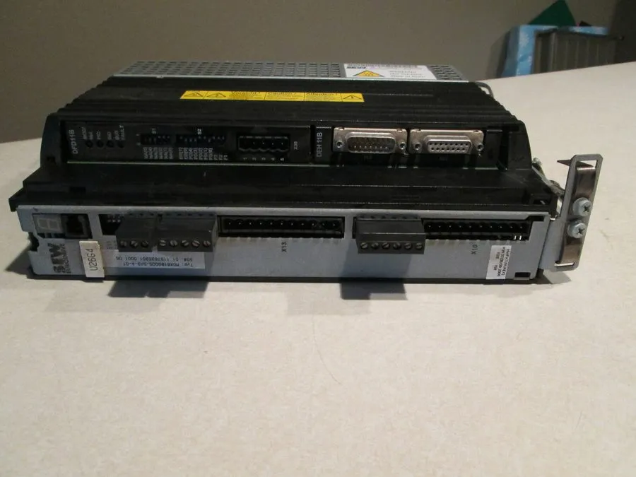 Частотный преобразователь SEW Eurodrive MDX61B0005-5A3-4-0T Movidrive 3-Phase 0.