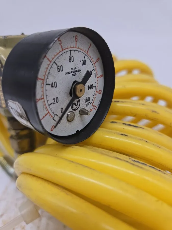 Регулятор давления Imi Norgren R07-200-RGKA Pneumatic Regulator 300psi 0-100psi/ — фото лота 2