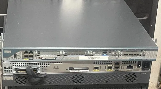 Маршрутизатор Cisco VG224 24-Port Analog Voice VoIP Gateway 10/100 Ethernet Rack