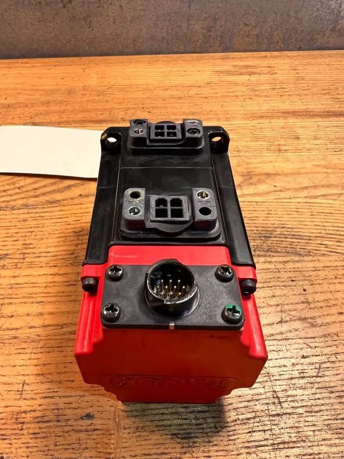 Серводвигатель FANUC A06B-0115-B104 Beta biS 0.5/6000 AC Servo Motor