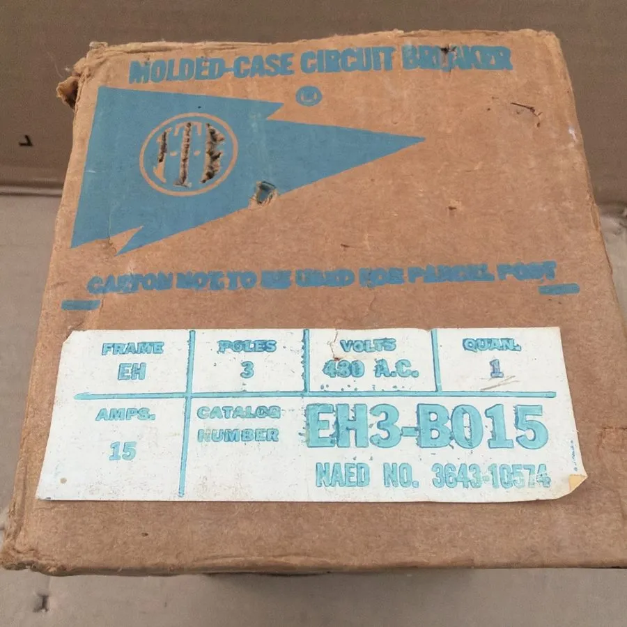 Автоматический выключатель EH3-B015 Siemens ITE Circuit Breaker 3 Pole 15 Amp 48