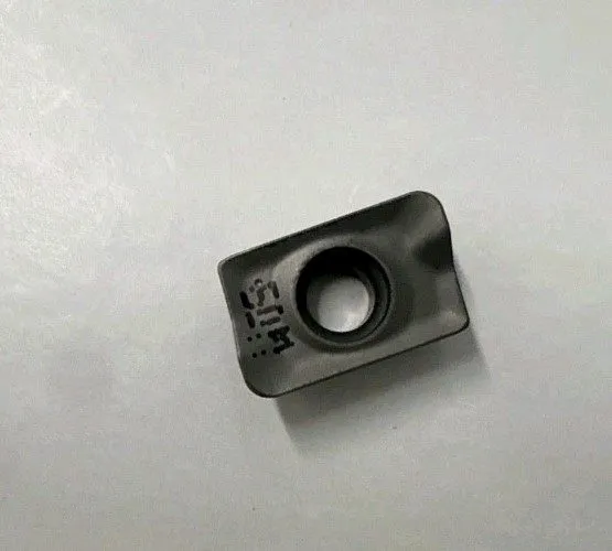 Режущий инструмент Iscar ADKT 150516R-HM IC328 Carbide Milling Insert — фото лота 2