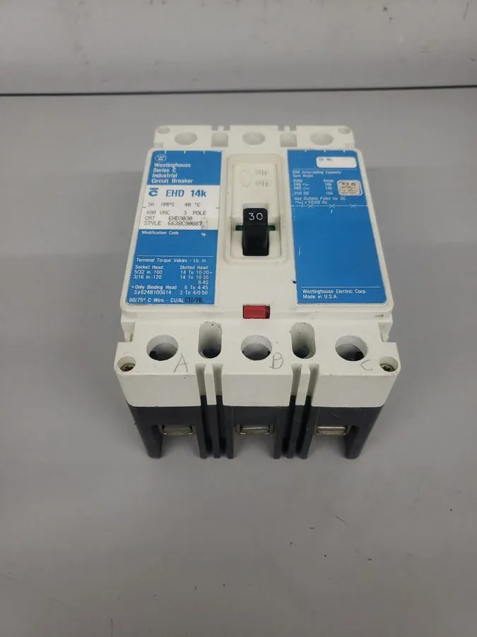Автоматический выключатель Westinghouse EHD3030 3p 30a 480V Molded Case Circuit 