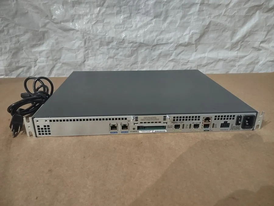 Маршрутизатор Cisco Systems IAD2400 Series Integrated Access Device Router