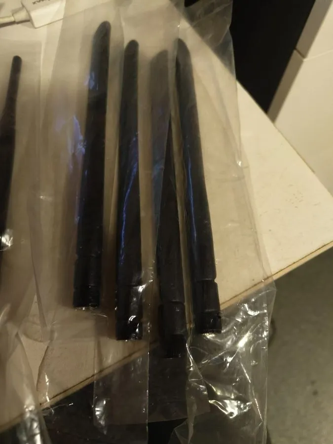 Маршрутизатор 4 x Long Range WiFi and 4 x LTE Antenna для Teltonika RUT240 RUT95