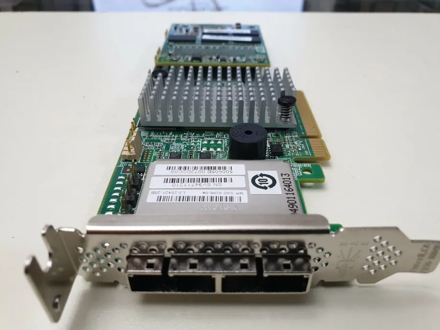 Контроллер LSI LOGIC MegaRAID SAS 9286-8e 1GB Storage Controller PCIE 3.0 8 port