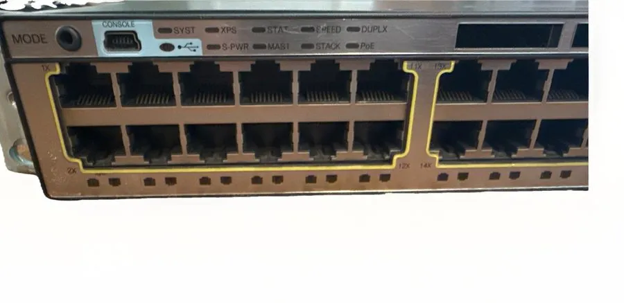 Коммутатор Cisco WS-C3750X-48P-S 48 Port PoE Gigabit Switch W/C3KX-NM-10G — фото лота 2