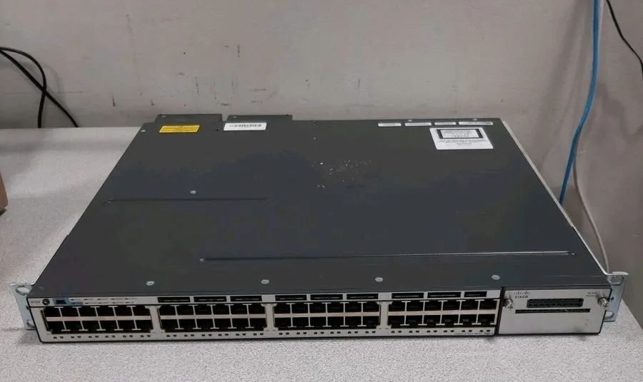 Коммутатор Cisco WS-C3750X-48P-S 48 Port PoE Gigabit Switch W/C3KX-NM-10G
