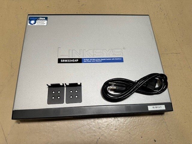 Коммутатор Linksys SRW224G4 24-Ports 10/100 4-Ports Gigabit Switch With WebView