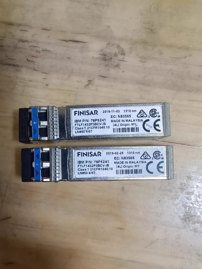 Трансивер IBM 78P5241 FINISAR FTLF1432P3BCV-IB 32G SFP28 SMF 1310nm LC Transceiv