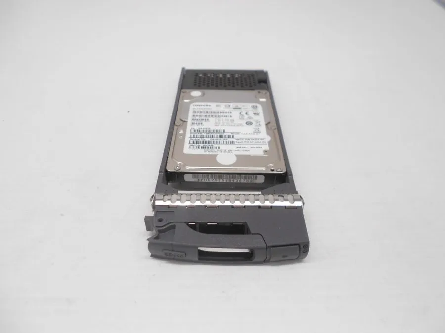 Жёсткий диск NETAPP X423A-R5 900GB 10K SAS 6GB 2.5in HDD 00V7528 108-00222+E0 SP