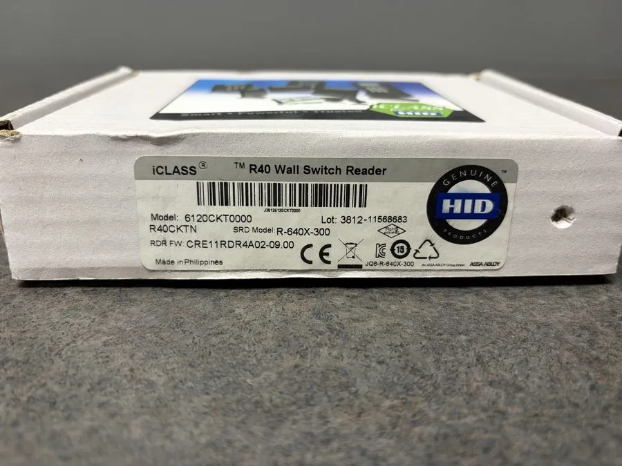 Оборудование видеонаблюдения HID iCLASS SE R40 Wall Switch er 6120CKT0000 RFID — фото лота 1