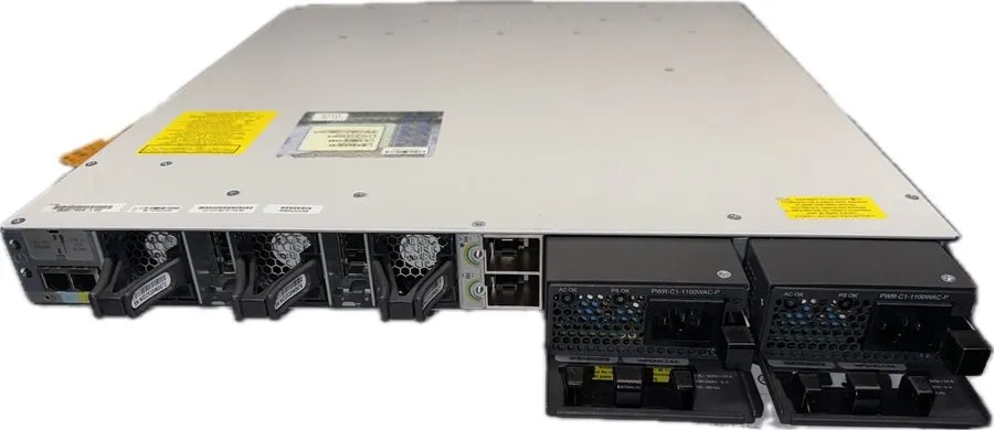Коммутатор Cisco C9300-48UN-A 48 Port 5Gbps PoE Copper Network Advantage Switch — фото лота 1