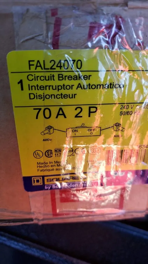 Автоматический выключатель Square D FAL24070 70 Amp 2 Pole 480V Feed thru circui — фото лота 1