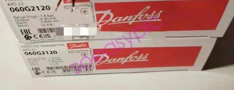 Датчик давления Danfoss AKS33 060G2120 pressure transmitter