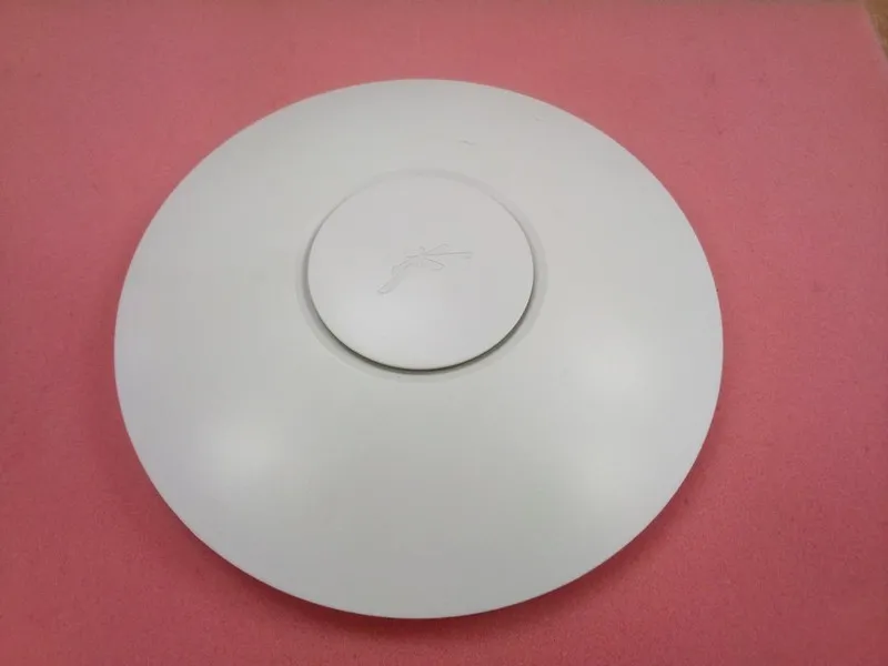 Точка доступа Wi-Fi Ubiquiti Networks UniFi AP UAP SWX-UAP 6545A-UAP Wireless Ac