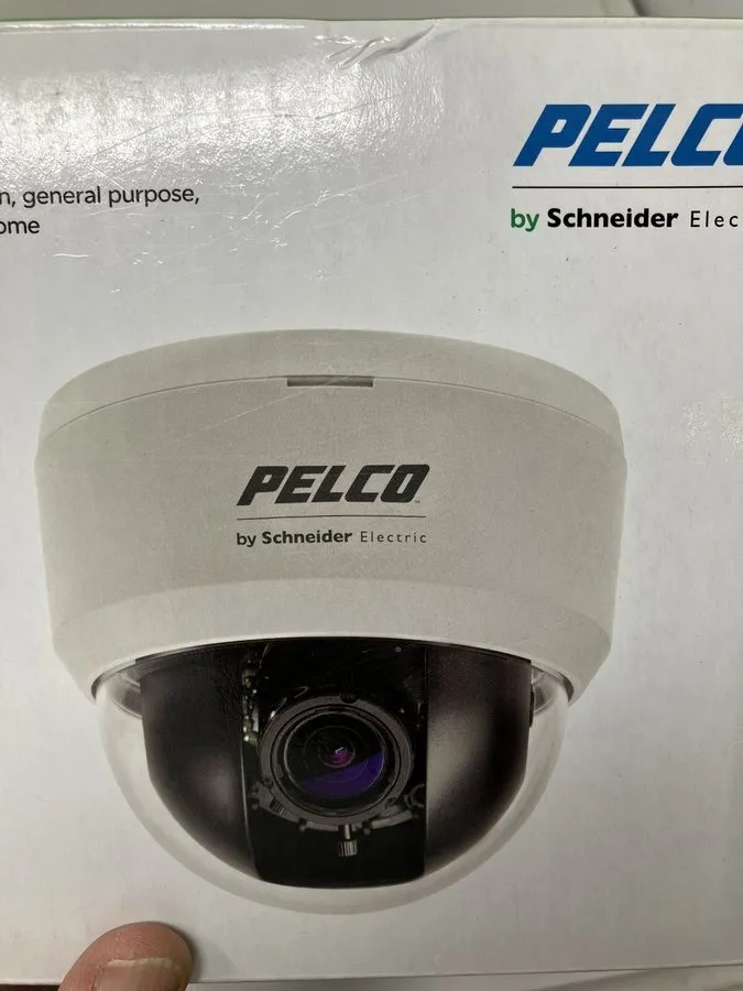 Камера Pelco FD2-DWV10-6 Security Color Camera W/650TVL 2.8-10.5mm NTSC WDR Anal