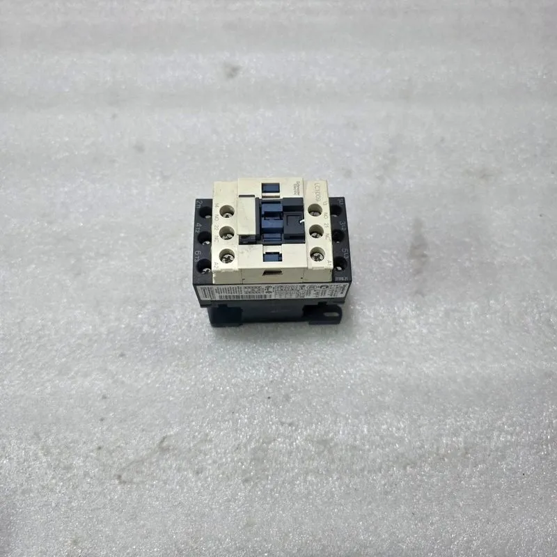 Контактор Schneider Electric LC1D09 TeSys Contactor 25A 690V 50/60Hz 6kV 3 Pole — фото лота 2