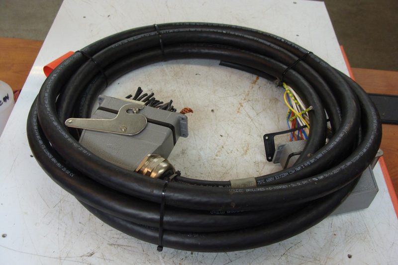 Робот KUKA 00-104-742