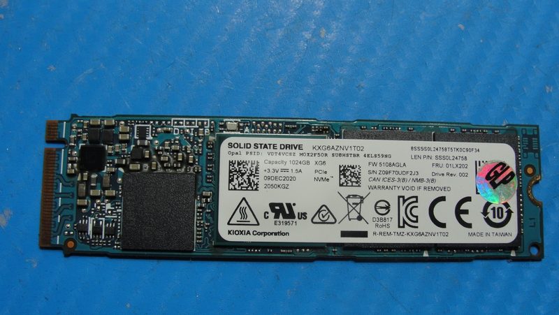 SSD-накопитель Lenovo 01LX202