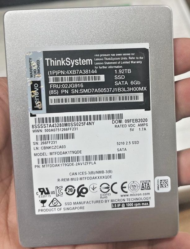 SSD-накопитель Lenovo 02JG916