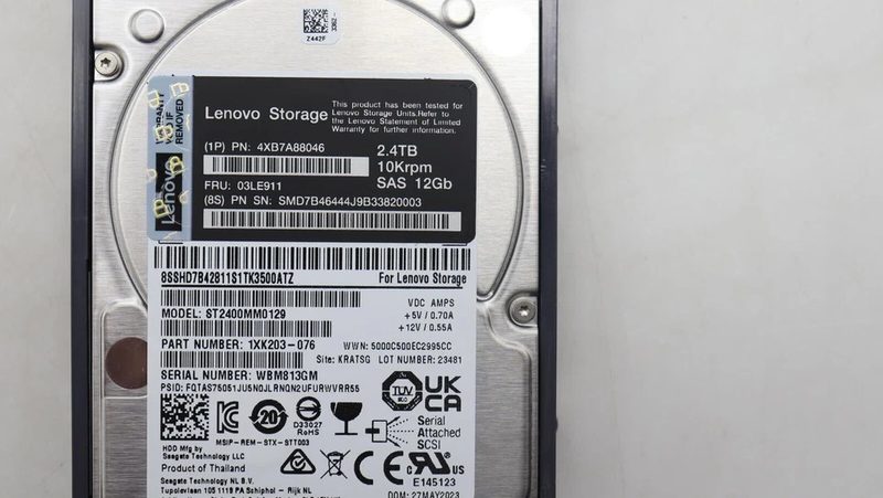Жёсткий диск Lenovo 03LE911