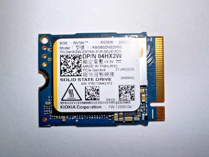 SSD-накопитель Dell 04HX2W