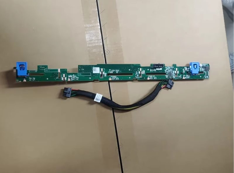Жёсткий диск Dell 05TRWM