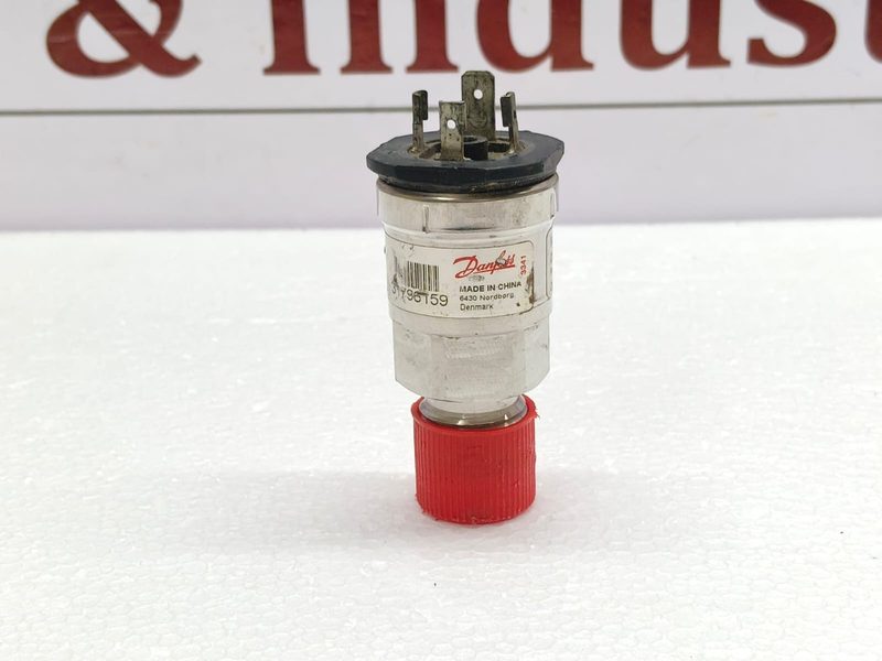 Датчик давления Danfoss 060G1412