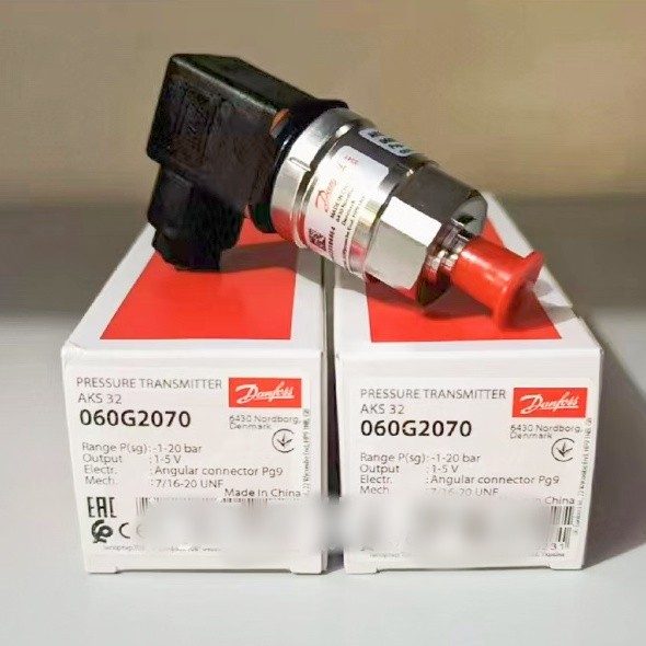 Датчик давления Danfoss 060G2070