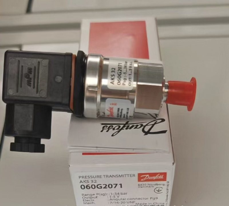 Датчик давления Danfoss 060G2071