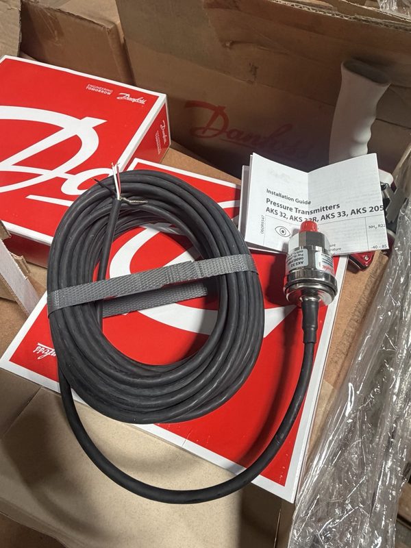 Датчик давления Danfoss 060G3991