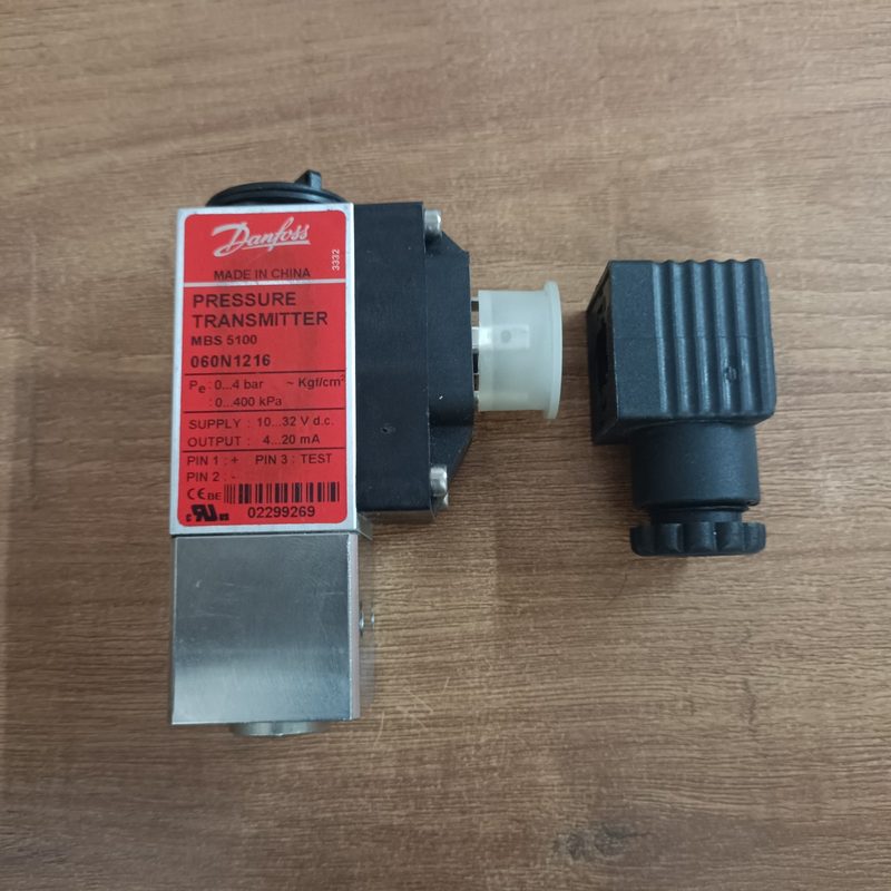 Датчик давления Danfoss 060N1216