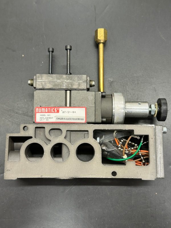 Регулятор давления Numatics 082RS125U016W00