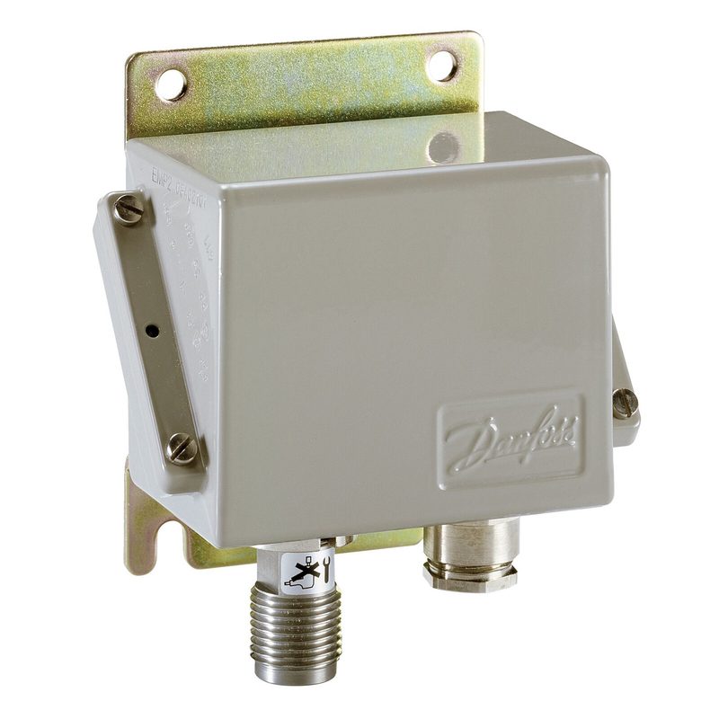Датчик давления Danfoss 084G2103