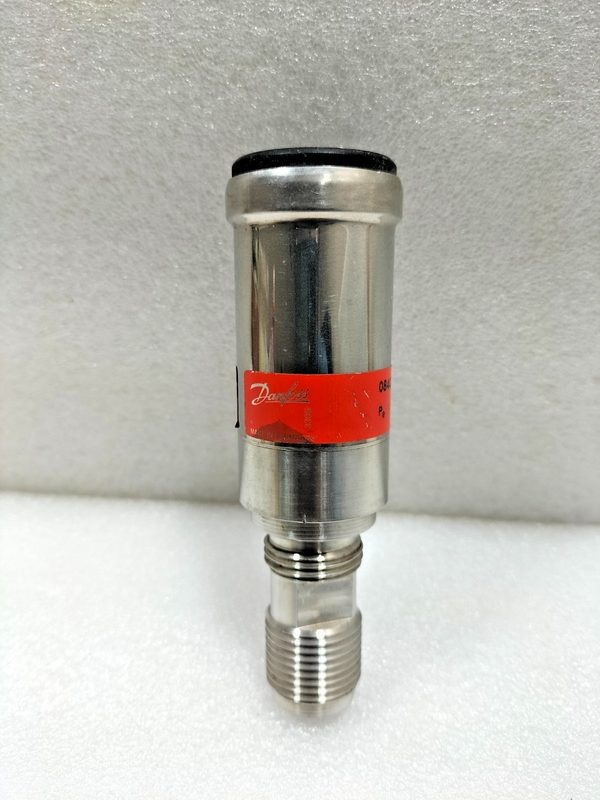 Датчик давления Danfoss 084G2106