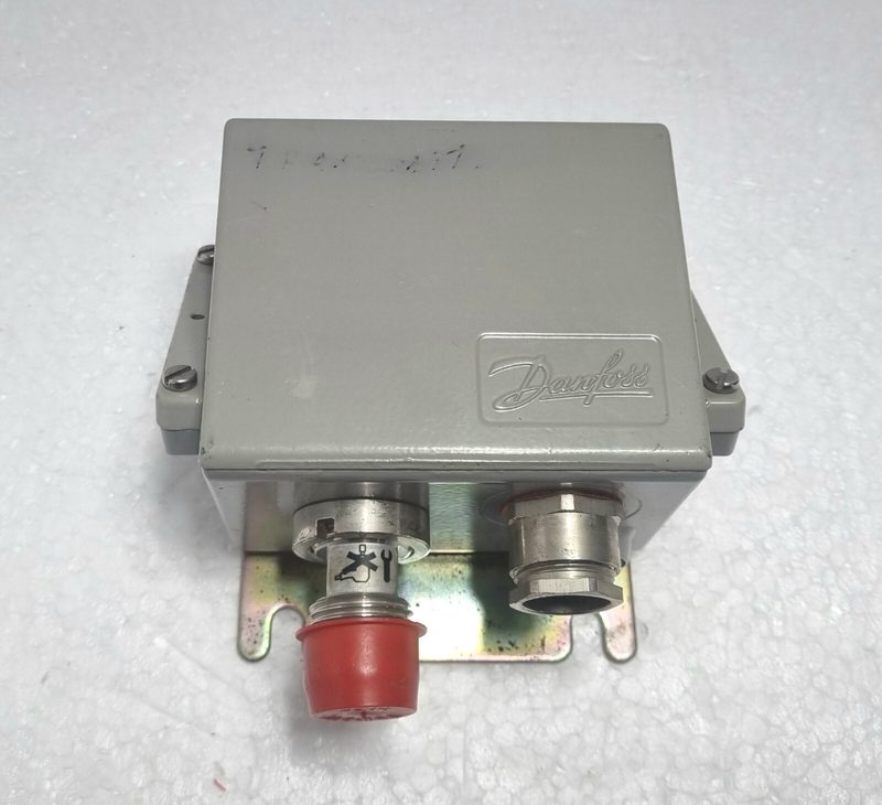 Датчик давления Danfoss 084G2116