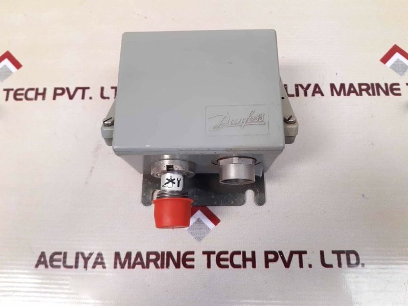 Датчик давления Danfoss 084G2136