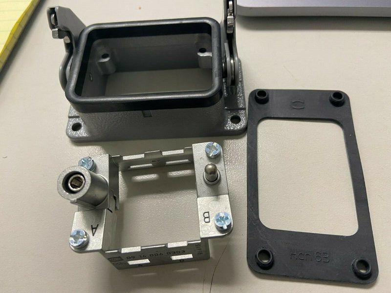 Электронный компонент Harting 09140060303