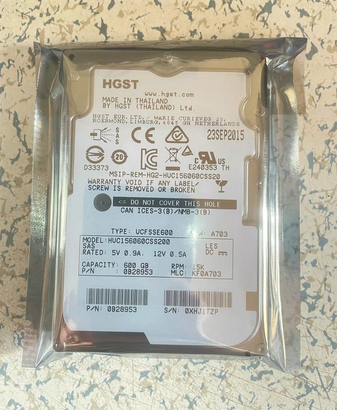 Жёсткий диск Dell 0B28953