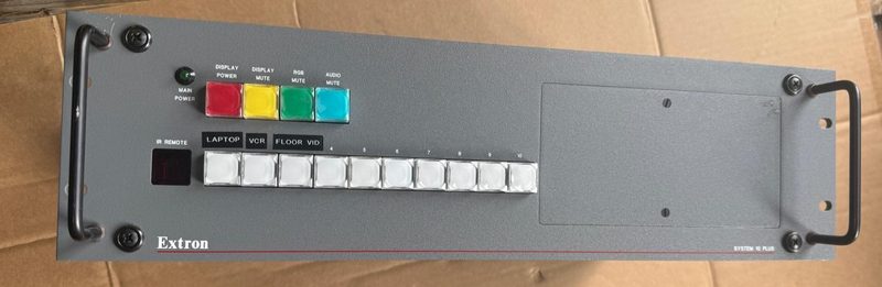 Видеооборудование Extron 10-INPUT