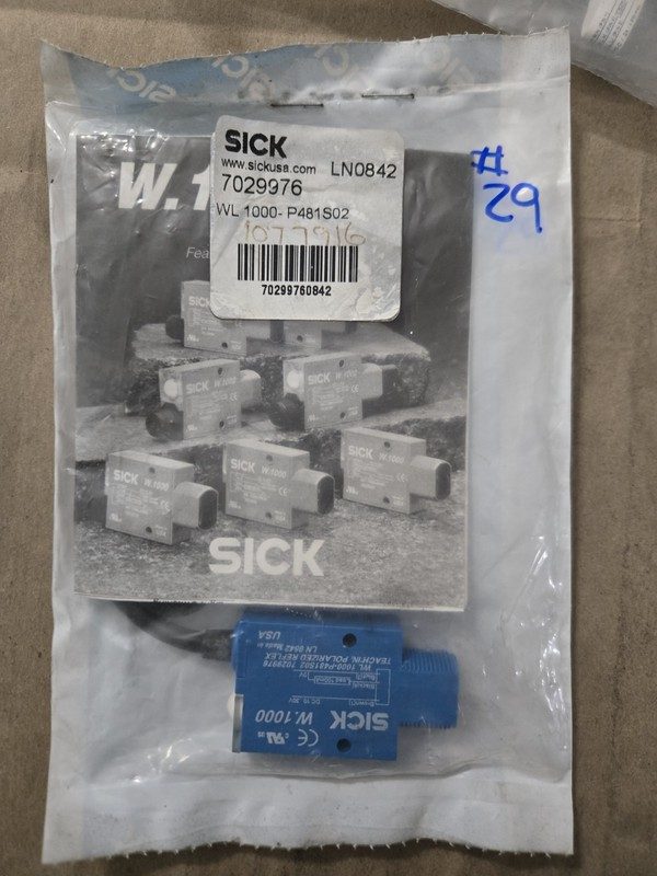 Фотоэлектрический датчик SICK 1000-P481S02