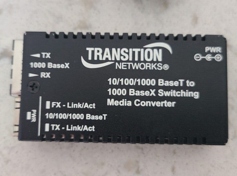 Медиаконвертер Eaton 1000BASE-S