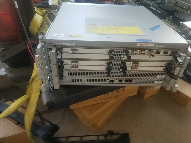 Маршрутизатор Cisco 1004