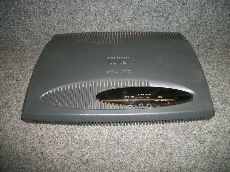 Маршрутизатор Cisco 10BASE5-AUI
