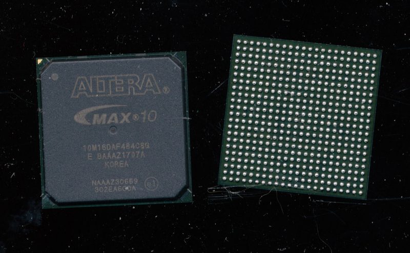 Микросхема ПЛИС Intel 10M16DAF484C8G