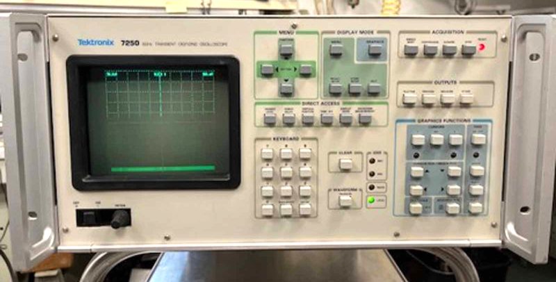 Регистратор Tektronix 110V