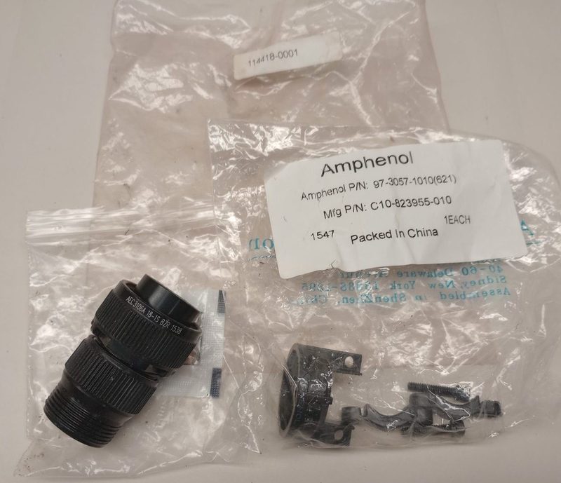 Разъём Amphenol 114418-0001