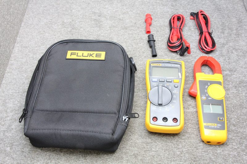 Мультиметр Fluke 117